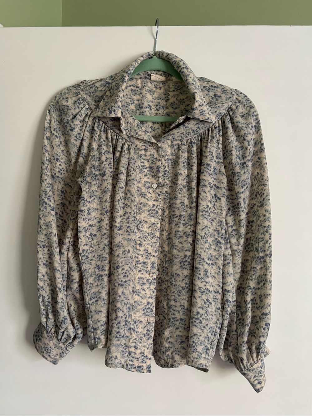 Levi’s Nisa Yoke Long Sleeve Blouse